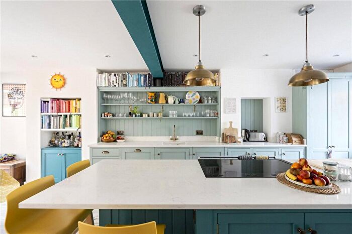 4 Bedroom Terraced House For Sale In Shakespeare Road, London, SE24