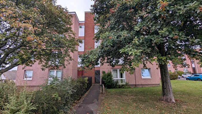 2 Bedroom Flat For Sale In Dickson Avenue, Dundee, DD2