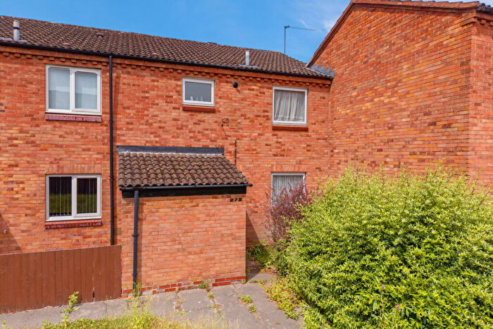 3 Bedroom Terraced House For Sale In Exhall Close, Redditch, B98