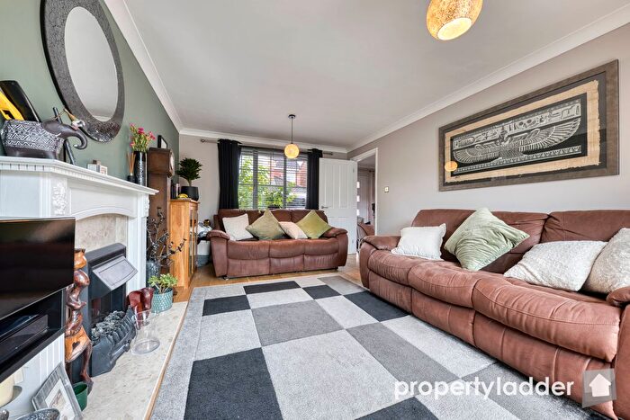 3 Bedroom Detached House For Sale In Wilks Farm Drive, Sprowston, Norwich, NR7