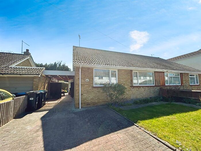 2 Bedroom Semi-Detached Bungalow To Rent In Cuthbert Road, Westgate-On-Sea, CT8