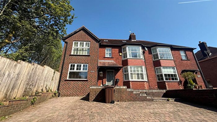 4 Bedroom Semi Detached House For Sale In Bryn Road, Pontllanfraith, Blackwood, NP12