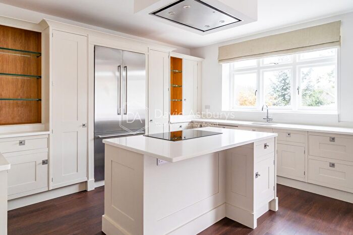 4 Bedroom Detached House To Rent In Old Park Ridings, Grange Park, London, N21