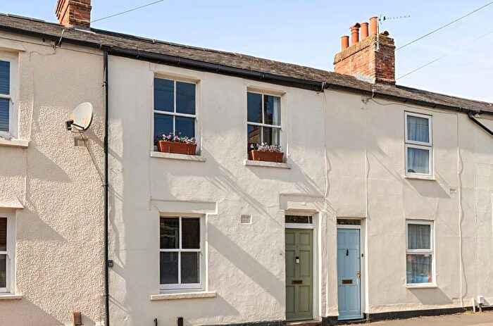 2 Bedroom Terraced House For Sale In New High Street, Headington, Oxford, OX3