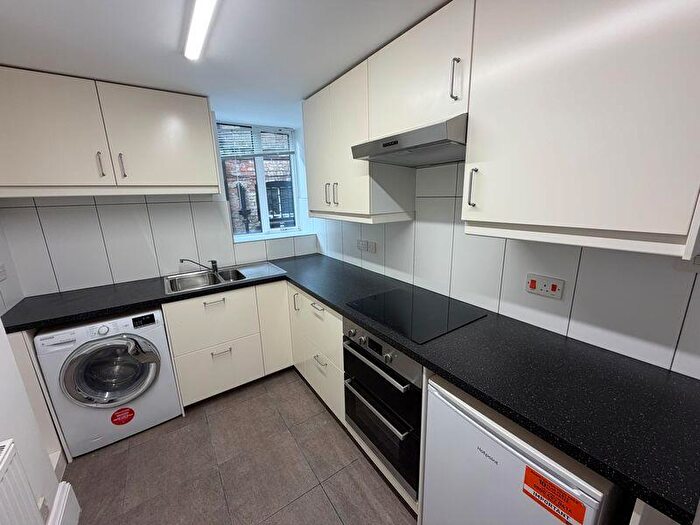 1 Bedroom Apartment To Rent In High Street, Huntingdon, PE29