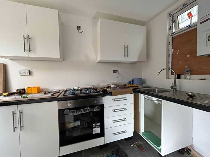 3 Bedroom Terraced House To Rent In Southall, UB2