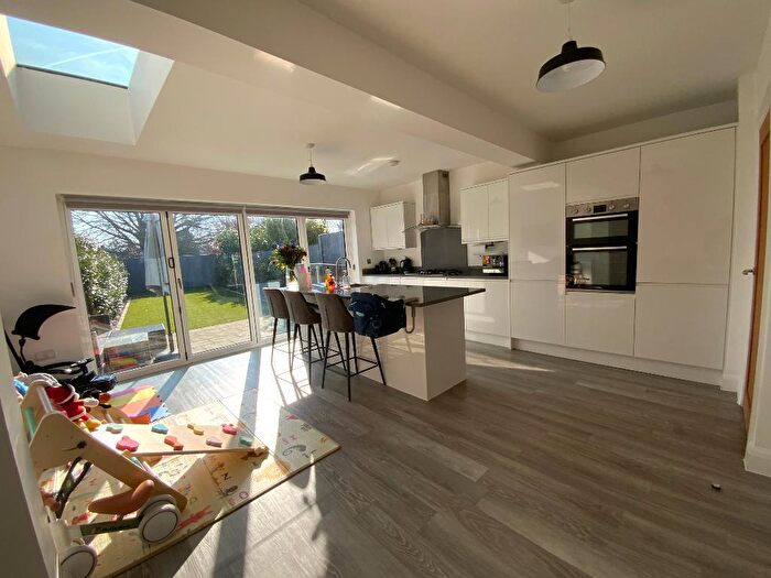 3 Bedroom Terraced House For Sale In Laburnum Avenue, Hornchurch, Essex, RM12