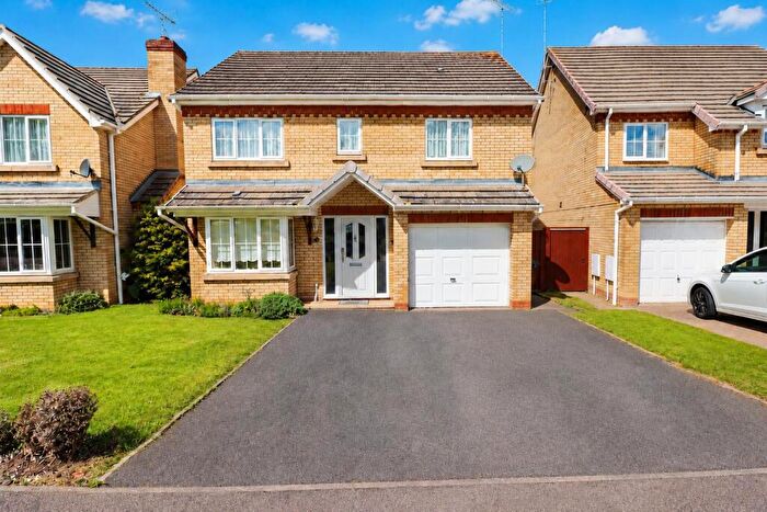 4 Bedroom Detached House For Sale In Hecham Way, Higham Ferrers, NN10