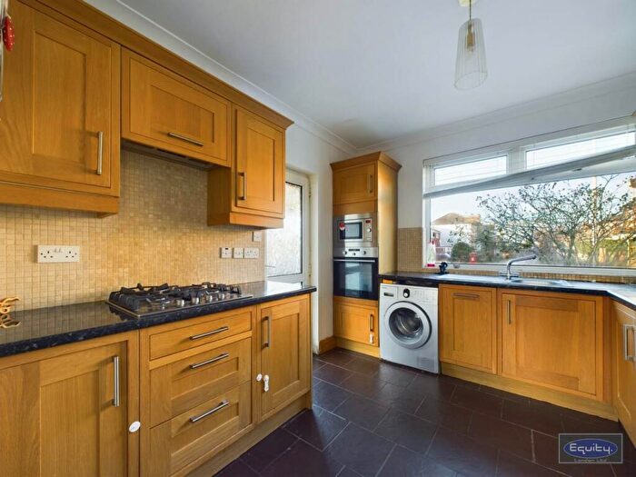 3 Bedroom House To Rent In Pincott Road, Bexleyheath, Kent, DA6