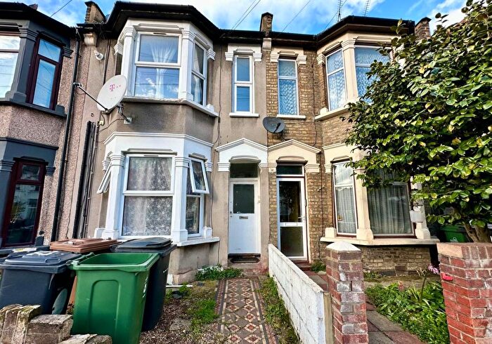 1 Bedroom Flat To Rent In William Street, London, E10