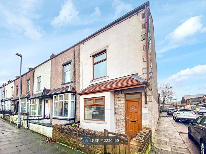 4 Bedroom End Of Terrace House To Rent In Olympia Street, Burnley, BB10