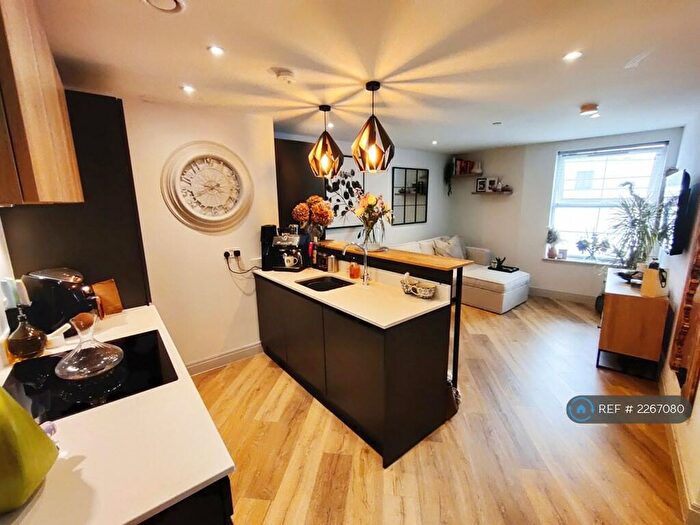 1 Bedroom Flat To Rent In The Cosmopolitan, Poole, BH14