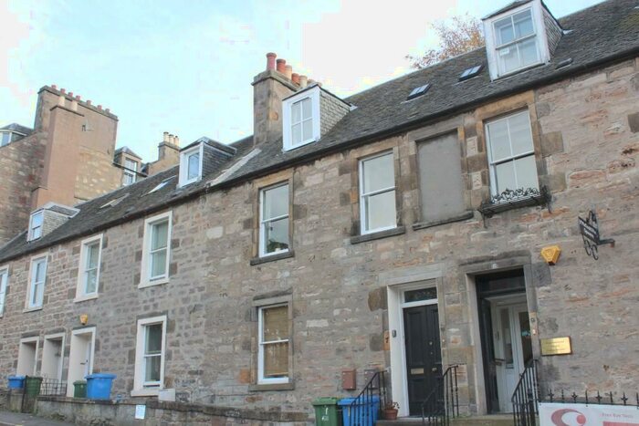 2 Bedroom Maisonette To Rent In View Place, Inverness, Inverness-Shire, IV2