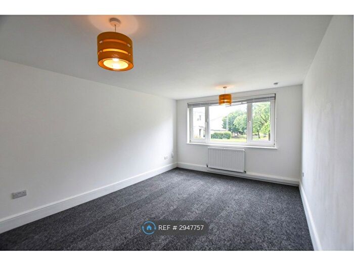 2 Bedroom Flat To Rent In East Kilbride, Glasgow, G74