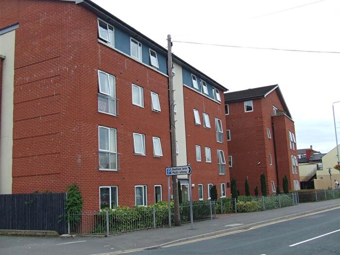2 Bedroom Flat To Rent In Sovereign Court, Loughborough, LE11