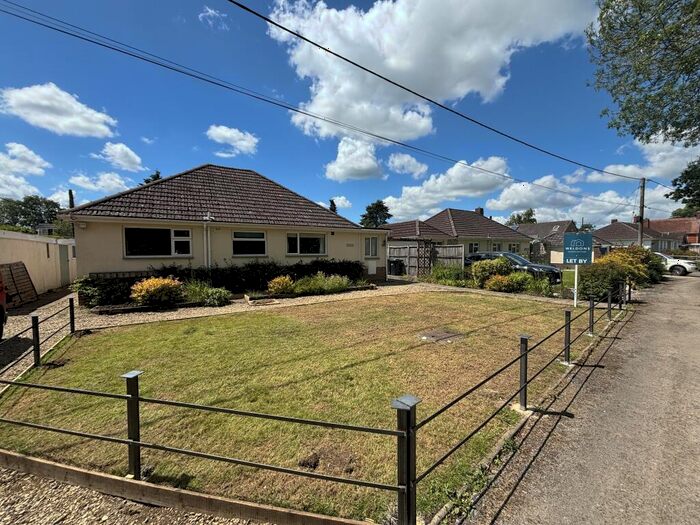 2 Bedroom Detached Bungalow To Rent In Fernbrook, Gillingham, SP8