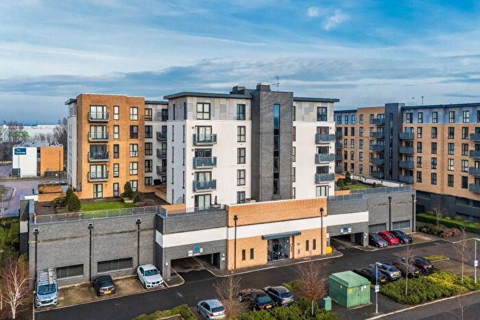 2 Bedroom Flat To Rent In Little Brights Road, Belvedere, Kent, DA17