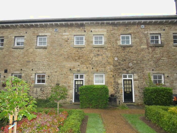 3 Bedroom House To Rent In Fennel Close, Maidstone, ME16