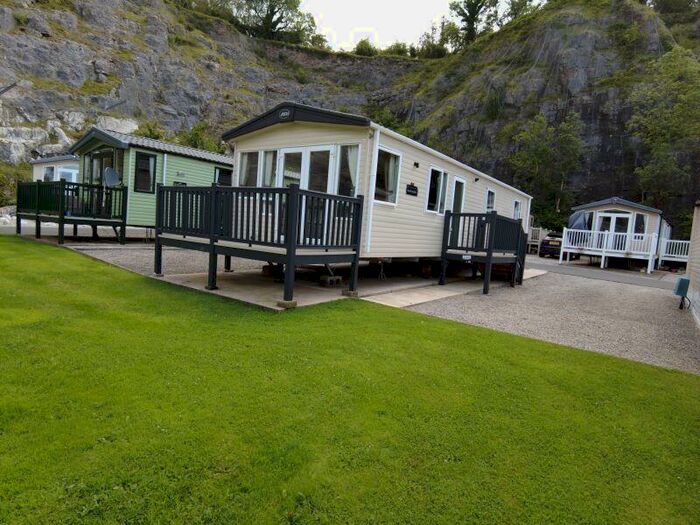 2 Bedroom Property For Sale In Scout Cragg Holiday Park, Silverdale Road, Warton, Lancashire, LA5
