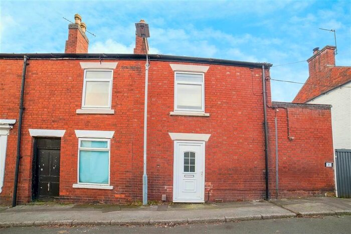 2 Bedroom Property To Rent In Fishers Street, Kirkby-In-Ashfield, Nottingham, NG17