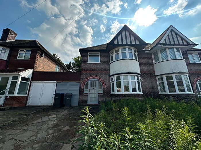 3 Bedroom Semi-Detached House To Rent In Kilmorie Road, Birmingham, B27