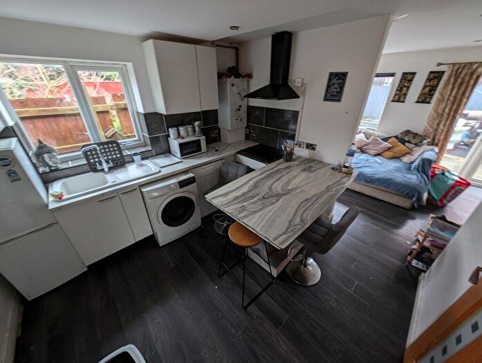 2 Bedroom Bungalow For Sale In Seaview Road, Wallasey, CH45