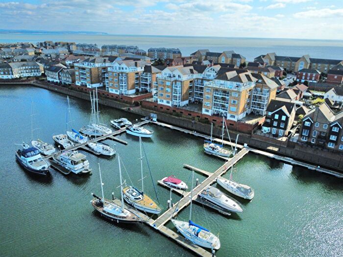 2 Bedroom Flat For Sale In Golden Gate Way, Eastbourne, BN23