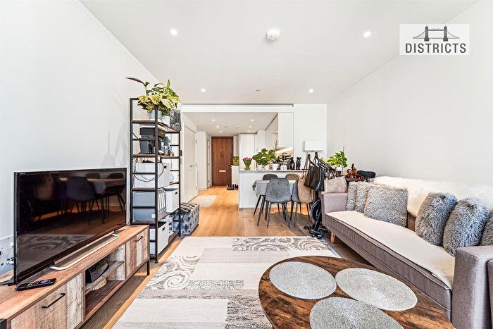 1 Bedroom Flat For Sale In Hampton Tower, Marsh Wall, E14