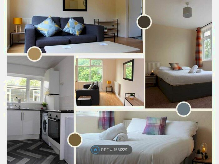 2 Bedroom Flat To Rent In Cheveley Park Shopping Centre, Durham, DH1