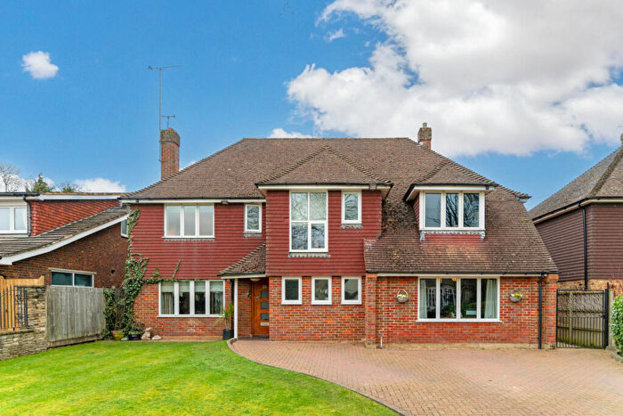 4 Bedroom Country House For Sale In Chauntry Road Maidenhead, Berkshire, SL6