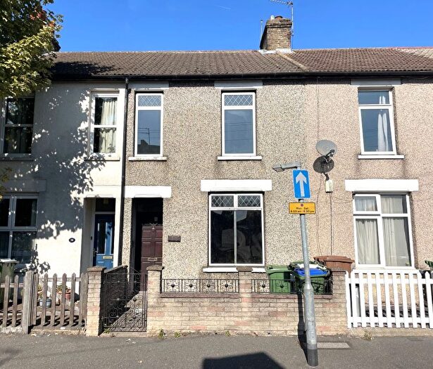 3 Bedroom Terraced House For Sale In Mill Road, Erith, DA8