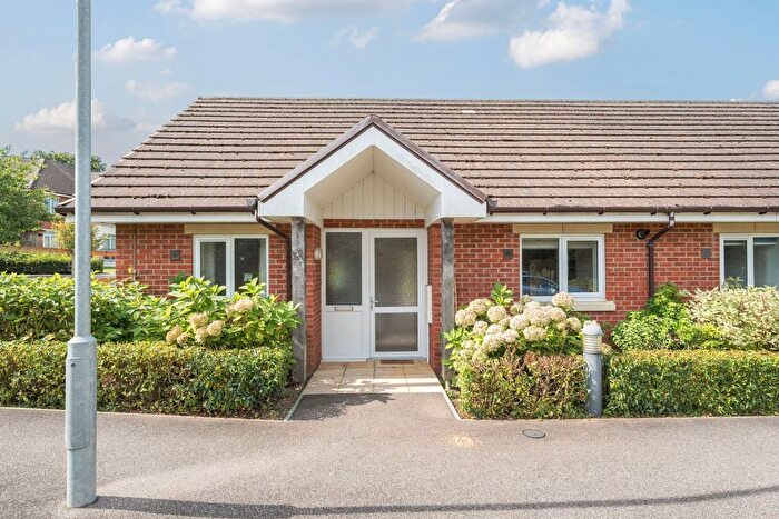 1 Bedroom Cottage To Rent In Lavender Mews, Charters Village, East Grinstead, West Sussex, RH19