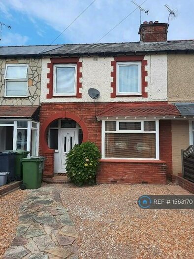 3 Bedroom Terraced House To Rent In Chatsworth Avenue, Portsmouth, PO6
