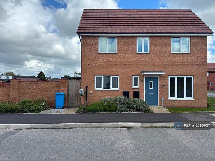 3 Bedroom Detached House To Rent In Mersey Avenue, Manchester, M31