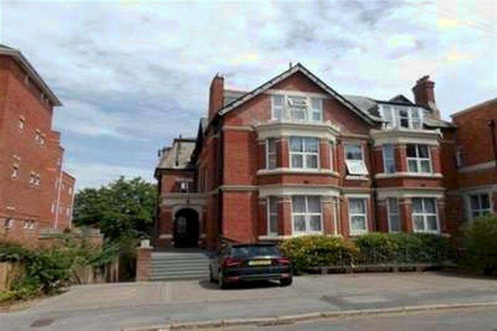 2 Bedroom Flat To Rent In Norwich Avenue West, Bournemouth ** Zero Deposit Option Available **, BH2