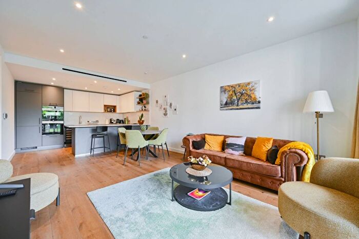 2 Bedroom Flat To Rent In London, St John's Wood, London, NW8