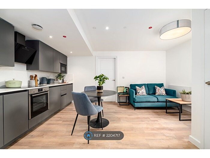 2 Bedroom Flat To Rent In Bristol, Bristol, BS1