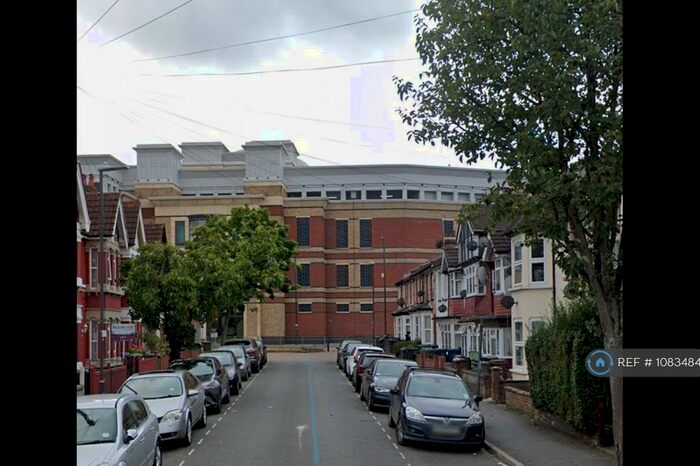 4 Bedroom Terraced House To Rent In St. Kildas Road, Harrow, HA1