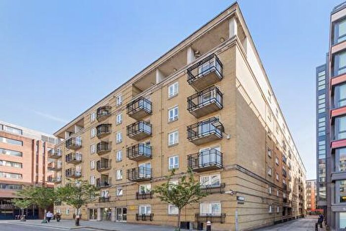 2 Bedroom Apartment To Rent In Globe View, High Timber Street, London, EC4V