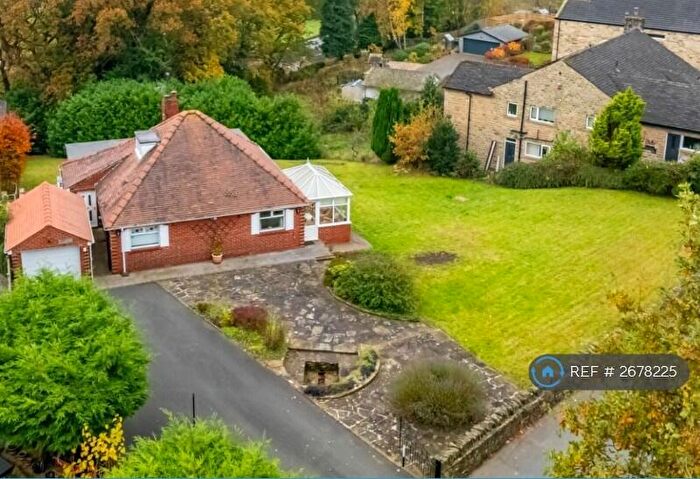 3 Bedroom Bungalow To Rent In Burnlee Road, Holmfirth, HD9