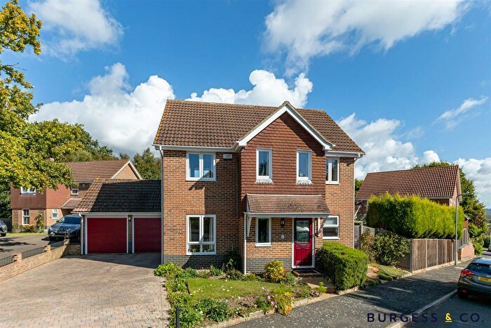 4 Bedroom Detached House For Sale In Beacon Hill, Bexhill-On-Sea, TN39