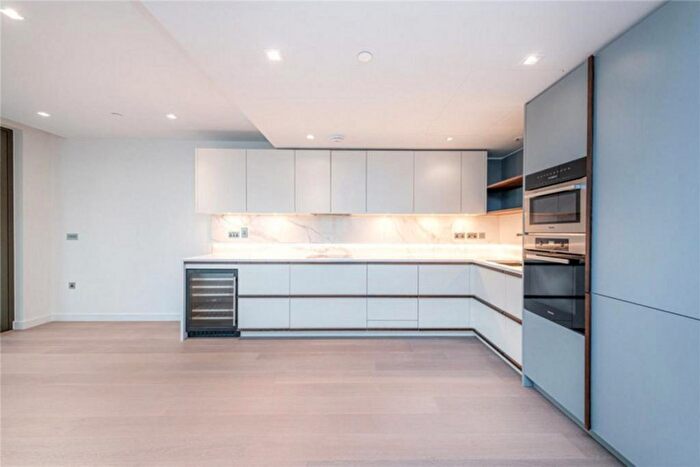2 Bedroom Flat To Rent In Westmark Tower, London, W2