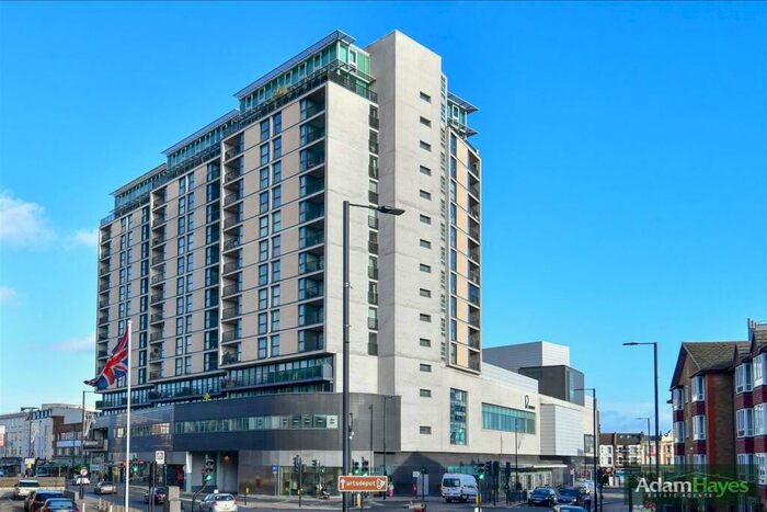 2 Bedroom Apartment To Rent In Kingsway, North Finchley, N12