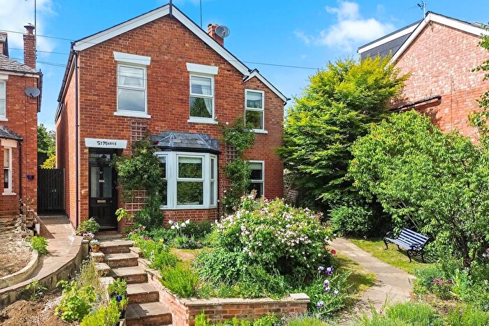 3 Bedroom Detached House For Sale In Ryeworth Road, Charlton Kings, Cheltenham, GL52