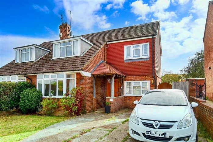 3 Bedroom Semi-Detached House For Sale In Springfield Avenue, St. Michaels, Tenterden, Kent, TN30