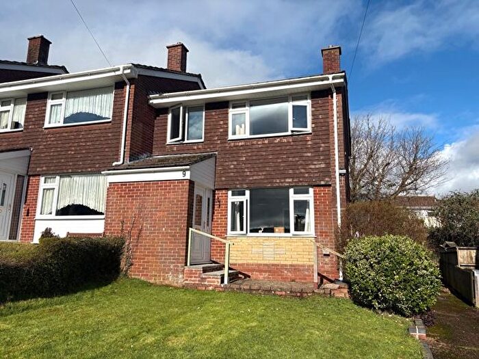 3 Bedroom End Terrace House For Sale In Rosemount Close, Honiton, EX14