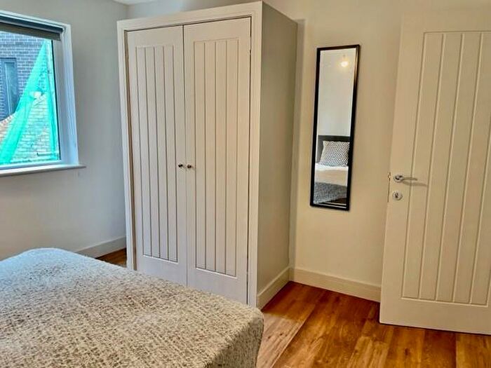 2 Bedroom Flat To Rent In Gloucester Road, Bishopston, BS7