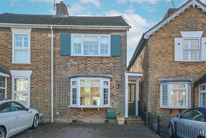 2 Bedroom Semi-Detached House For Sale In Junction Road, Warley, Brentwood, CM14