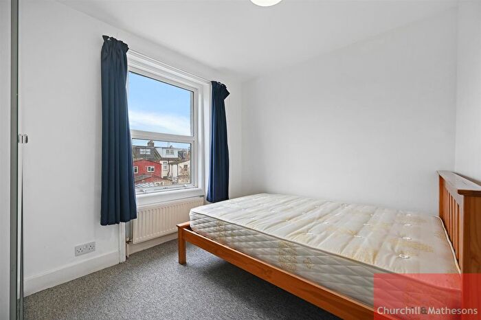 1 Bedroom Bungalow To Rent In Nightingale Road, London, NW10