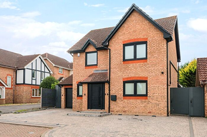 3 Bedroom Detached House For Sale In Athelstan Way, Orpington, BR5